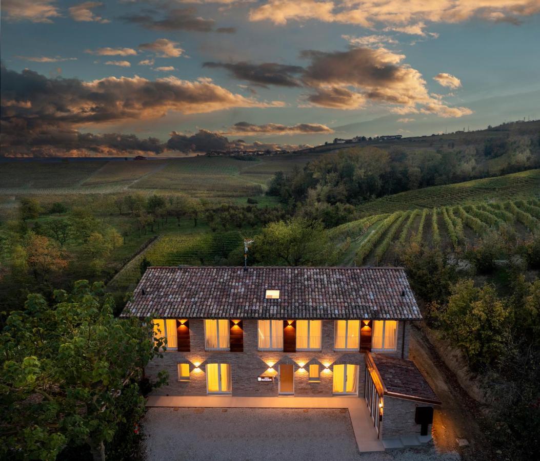 Borgo Roggeri - Country House Nelle Langhe Ла Морра Экстерьер фото